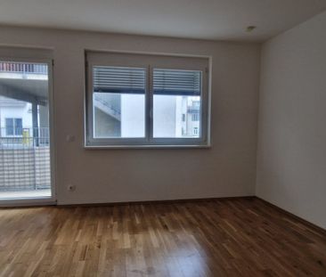 Entzückende 2-Zi-Wohnung mit Balkon im Zentrum - Foto 5