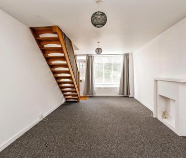 2 bedroom terraced house to rent - Photo 2
