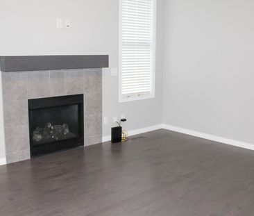 3 Br House For Rent In Airdrie W/ Attached Garage - Photo 4