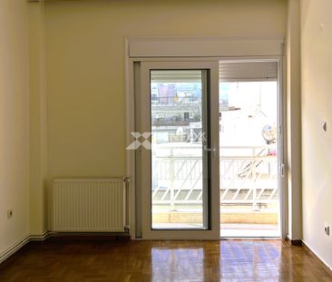 Ζεστό διαμέρισμα 2 δωματίων (75 τ.μ.) στο κέντρο Καλαμαριάς - Φωτογραφία 1