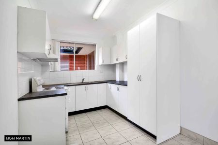 MGM MARTIN – TWO BEDROOM APARTMENT - Photo 4