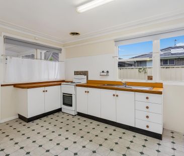 CUTE & COSY 1 BEDROOM GRANNY FLAT - Photo 3