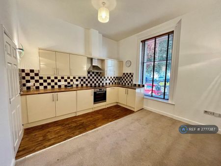 1 bedroom flat to rent - Photo 3