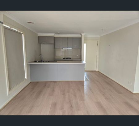 10 Isabella Court, Albanvale, Vic 3021 - Photo 4