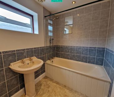 3 bedroom semi-detached house to rent - Photo 6