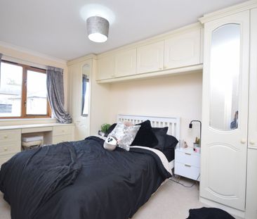 2 bedroom flat to rent, - Photo 1