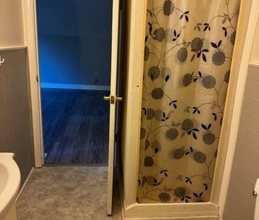 For Lease - 2073 15 Side Road Unit# B, Milton, Ontario - Photo 2