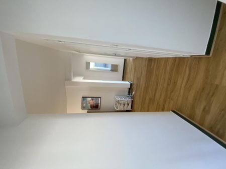 Location Appartement 4 pièces 97m² LES PONTS DE CE 49130 - Photo 5