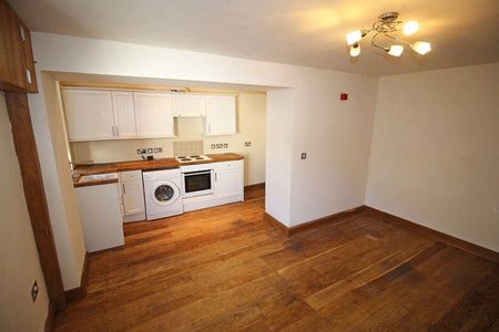 1 bedroom flat to rent - Photo 2