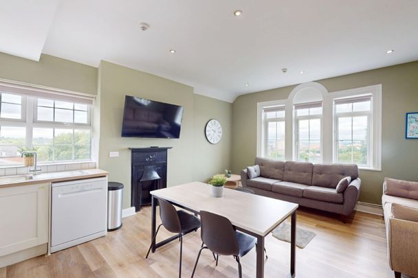 6 Bed Flat, Gordon House, NG3 - Photo 1