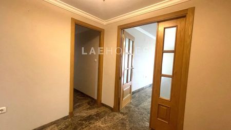 Málaga, Andalusia 29001 - Photo 5