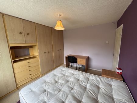 Crossways, Badger Hill - P1809 - Photo 5