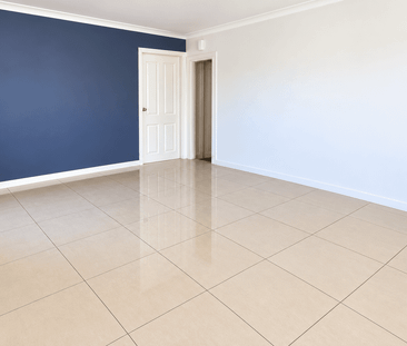 SPACIOUS FAMILY HOME WITH GRANNY FLAT & LARGE BACKYARD - Photo 1