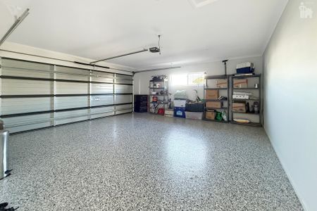 1 Bowie Avenue, - Photo 4