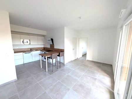 AIX LA DURANNE APPARTEMENT T2 MEUBLE NEUF TERRASSE ET PARKING, - Photo 5