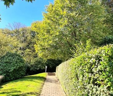 3 Zimmer Penthouse EBK Ausblick , ruhig , zentral - Photo 4