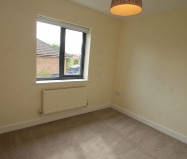 37 Griffiths Avenue, CHELTENHAM GL517AZ - Photo 3