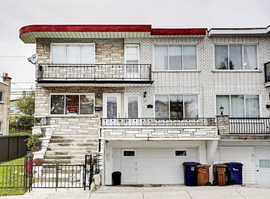 Appartement à louer - Laval (Chomedey) (Autres) - Photo 1