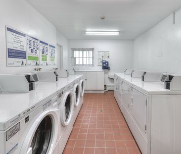 1150 Côte-Vertu - Photo 3