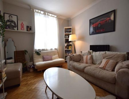 3 Bedroom Apartment To Let - Photo 2