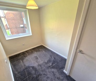 2 Bedroom Apartment To Let - Photo 5