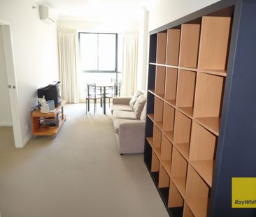 6E/811 Hay St, Perth WA 6000 - House For Rent - $500 | Domain - Photo 3