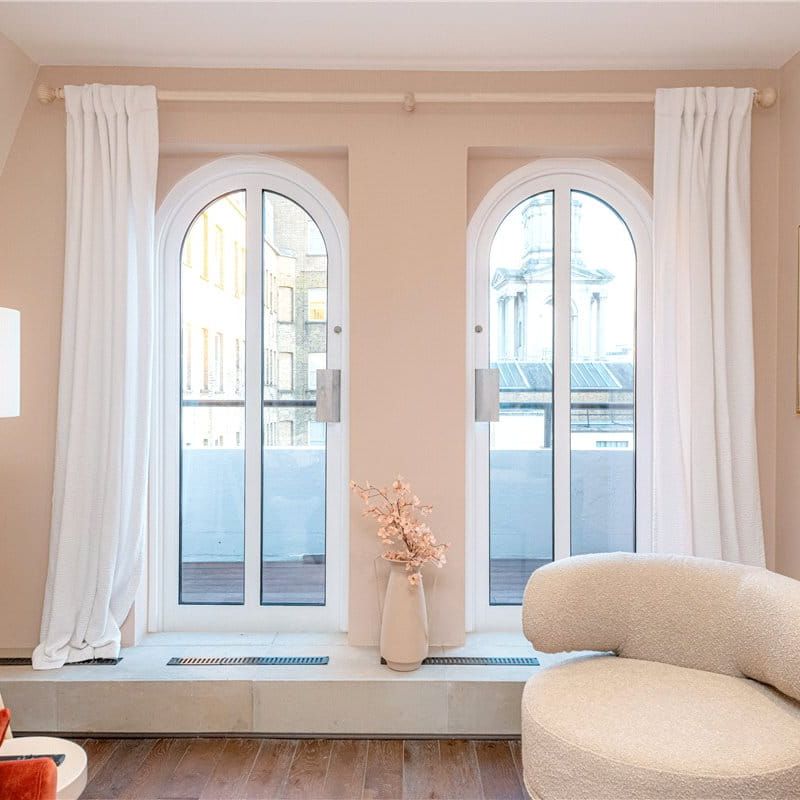 A two bedroom penthouse apartment of approximately 896 square feet - Photo 1