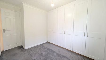 2 Bedroom Flat/Apartment to rent - Photo 5