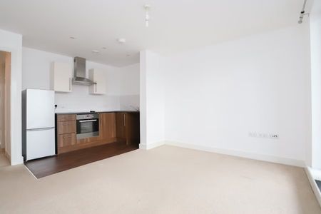 2 bedroom apartment - Photo 3