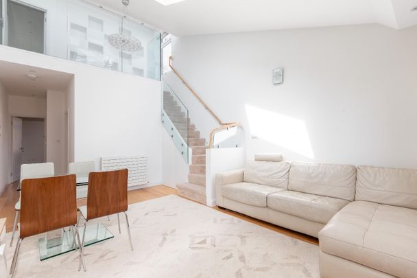 Hampstead Hill Gardens, Hampstead, London - Photo 1