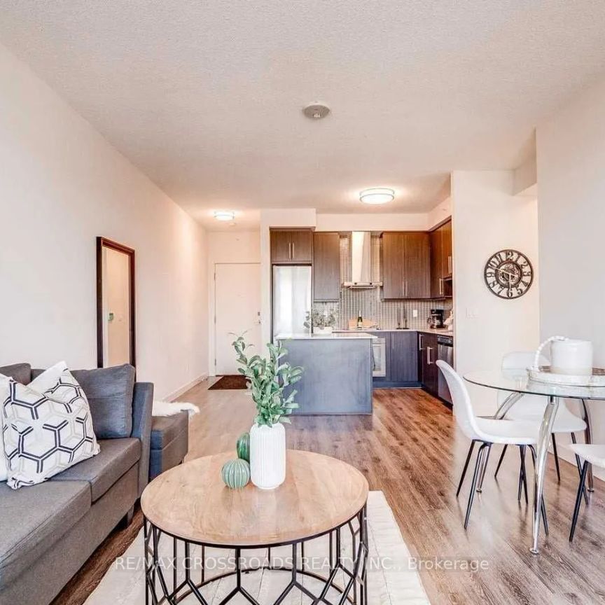 2093 Fairview Street #502 - Photo 1