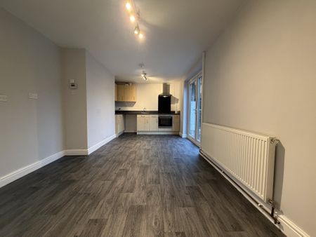 PetersmithDrive, NewOllerton, NEWARK - Photo 3