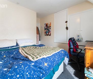 5 bedroom semi-detached house to rent - Photo 3