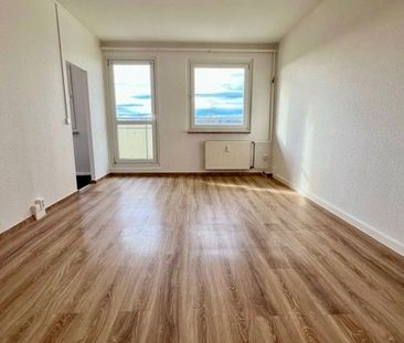 Sofort bezugsfertige 4-Zimmerwohnung in oberster Etage mit Balkon u... - Photo 6