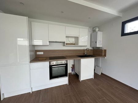 Location Appartement 1 pièce 34m² - Photo 3