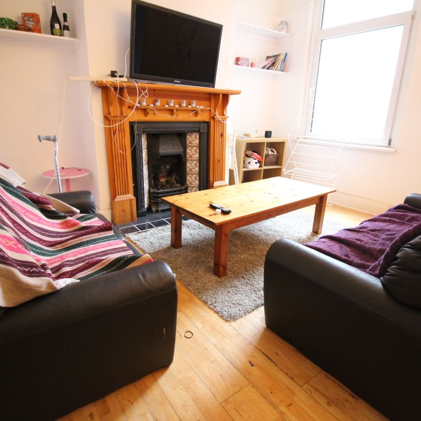 Australia Road, Heath - Photo 1