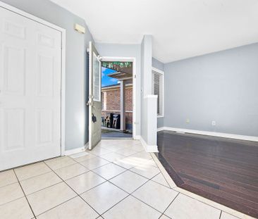 For Lease - 316 Mclevin Avenue, Toronto, Ontario - Photo 6