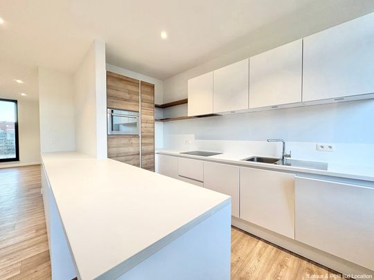 Avenue Baron Albert d'Huart, 1950, Kraainem - Photo 1