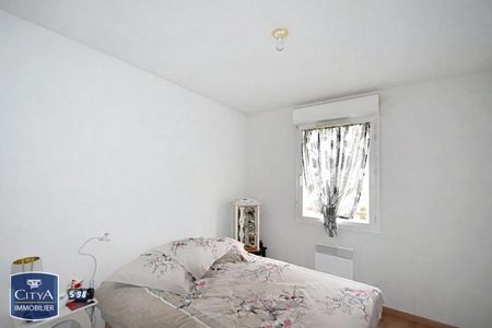 Location Appartement 2 pièces 53m² MARMANDE 47200 - Photo 3