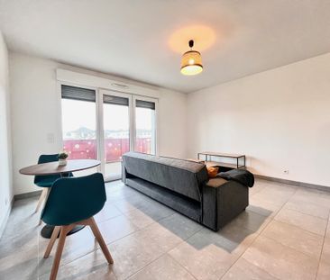 Location Appartement SAINT-LOUIS-LA-CHAUSSEE 890 € CC - Photo 2