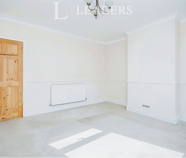 3 bedroom end of terrace house to rent - Photo 3