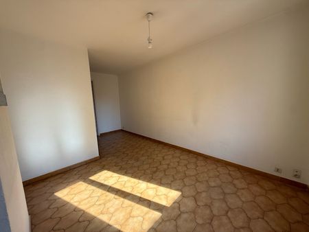 Location Appartement 2 pièces 37m² - Photo 3