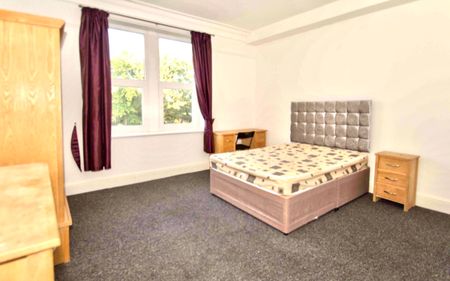 5 Bed - 152B Otley Road, Headingley, Leeds - LS16 5JX - Student - Photo 2