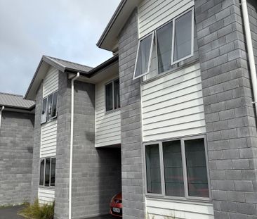 Brand New Studio Townhouse – Fully Furnished & All Utilities Included! - Photo 1