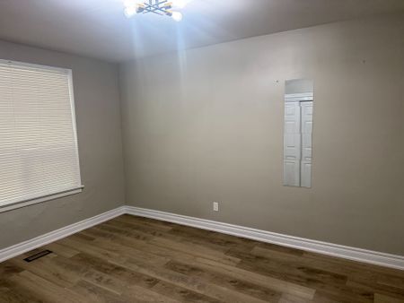 For Lease - 21 Melchior Drive Unit# Main, Toronto, Ontario - Photo 4