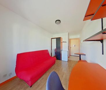 Location Appartement 1 pièce Meublé 14m² POITIERS 86000 - Photo 2