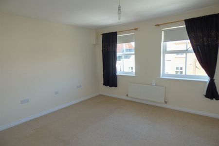 2 bed flat to rent in Brass Thill Way, South Shields, NE33 - Photo 4