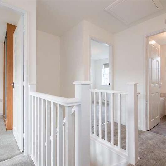 Macaulay Park, Grimsby, DN31 - Photo 1