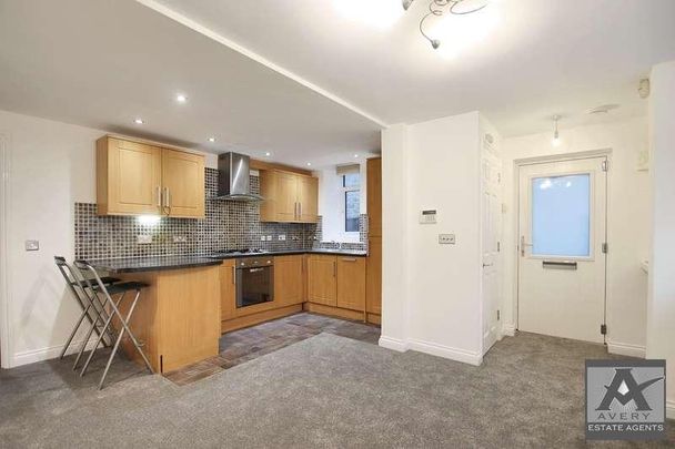 Clifton Road, Weston-super-mare, North Somerset, BS23 - Photo 1