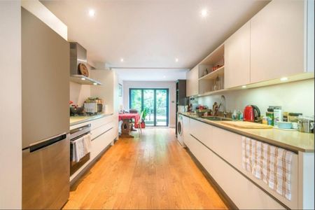 1 Bed Flat, Elmore Street, N1 - Photo 4